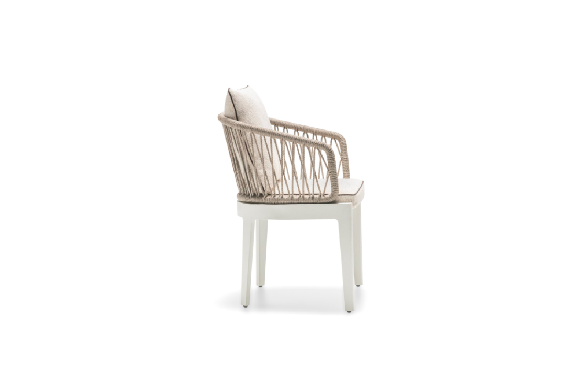 Chelsea-outdoor-chair by simplysofas.in
