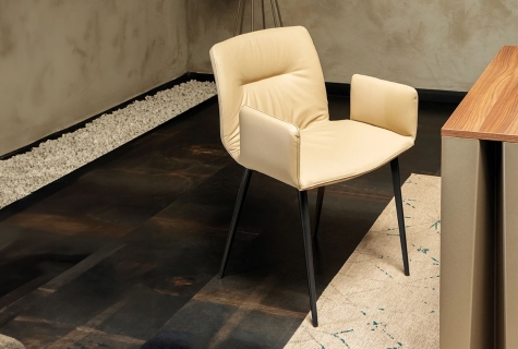 Alexia by simplysofas.in