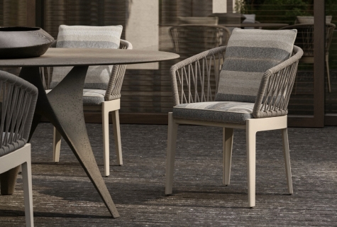 Chelsea-outdoor-chair by simplysofas.in